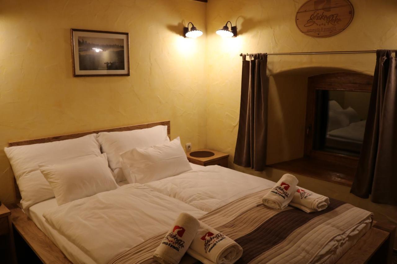 Gorska Reka Guesthouse Зрече Екстер'єр фото